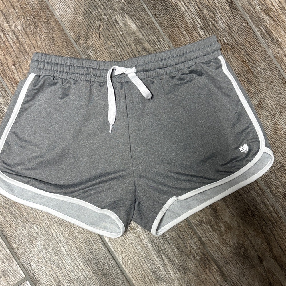 Forever 21 grey gym shorts size medium
